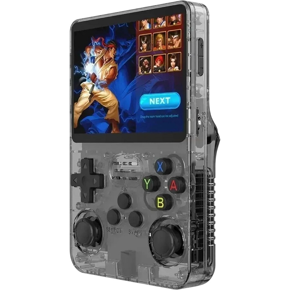 Consola retro portátil Klack R36S en color negro con la pantalla IPS encendida mostrando un menú de juegos clásicos, resaltando sus dos sticks analógicos y cruceta.